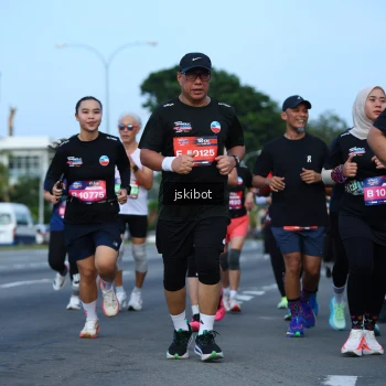 Runner Photo 3698424