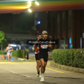 Runner Photo 3698434