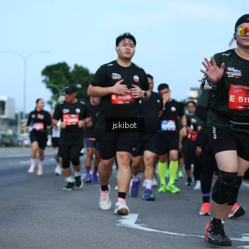 Runner Photo 3698439