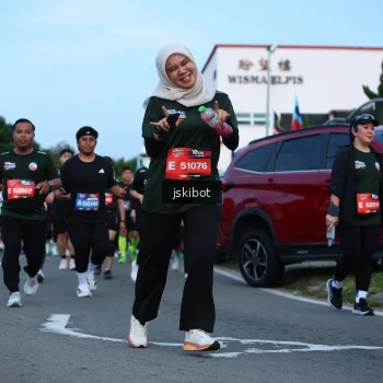 Runner Photo 3698465
