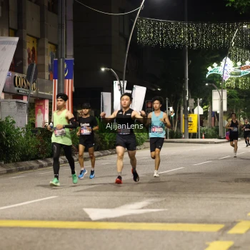 Runner Photo 3698470