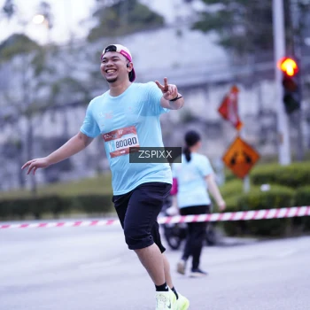 Runner Photo 3698476