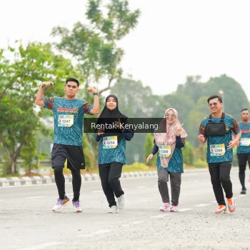 Runner Photo 3698479