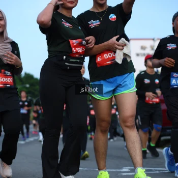Runner Photo 3698483