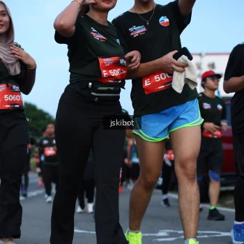 Runner Photo 3698493