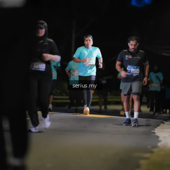 Runner Photo 3698496