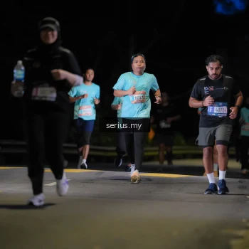 Runner Photo 3698521