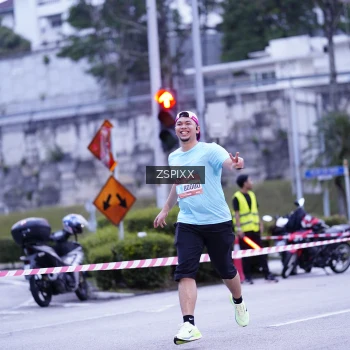 Runner Photo 3698543