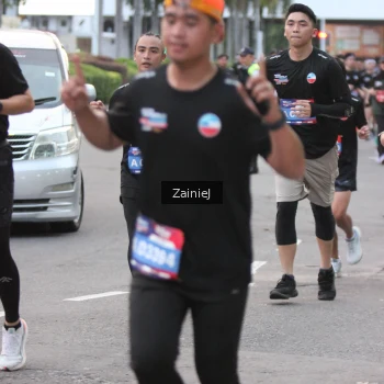 Runner Photo 3698544