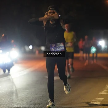 Runner Photo 3698553