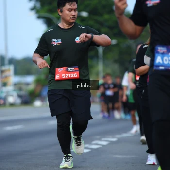 Runner Photo 3698566
