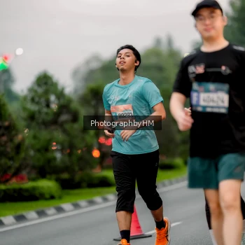 Runner Photo 3698570