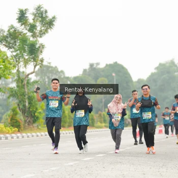 Runner Photo 3698596