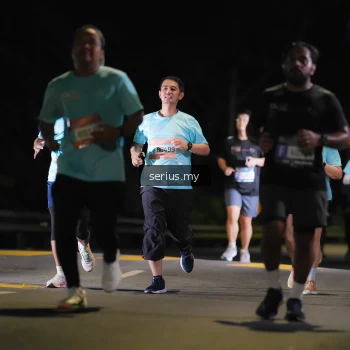 Runner Photo 3698610