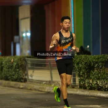 Runner Photo 3698611