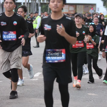 Runner Photo 3698615