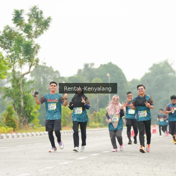Runner Photo 3698619