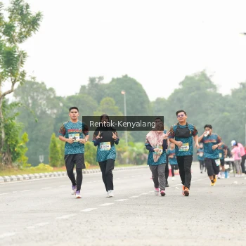 Runner Photo 3698660