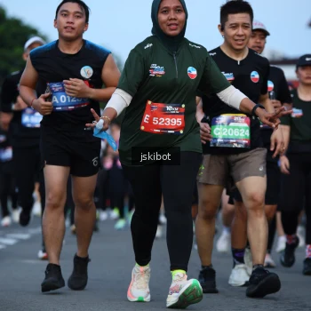 Runner Photo 3698675