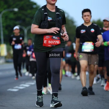 Runner Photo 3698696