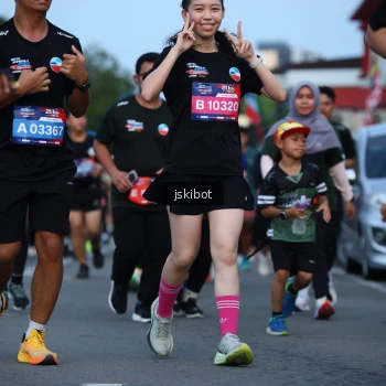 Runner Photo 3698708