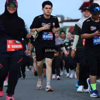Runner Photo 3698720