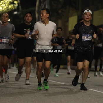 Runner Photo 3698745