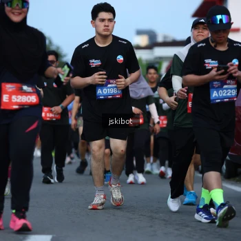 Runner Photo 3698749