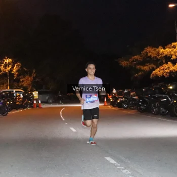 Runner Photo 3698761