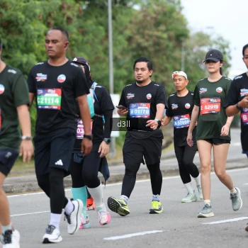 Runner Photo 3698775