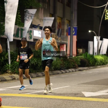Runner Photo 3698777