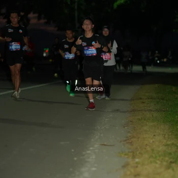 Runner Photo 3698778