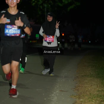 Runner Photo 3698781