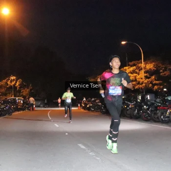 Runner Photo 3698814