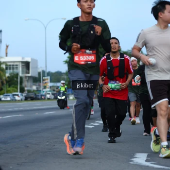 Runner Photo 3698829
