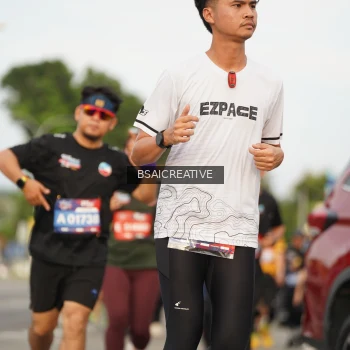 Runner Photo 3698844