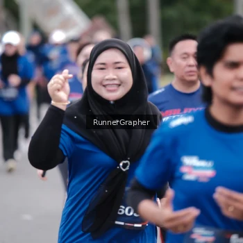 Runner Photo 3698869