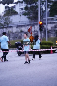 Runner Photo 3698873