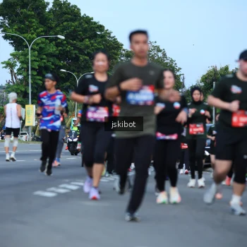 Runner Photo 3698875