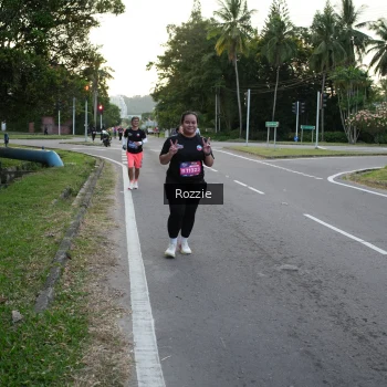 Runner Photo 3698911