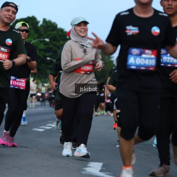 Runner Photo 3698926