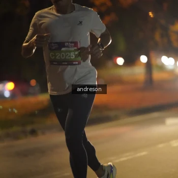 Runner Photo 3698935