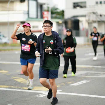 Runner Photo 3698936