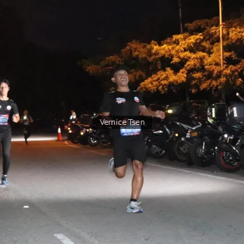 Runner Photo 3698939