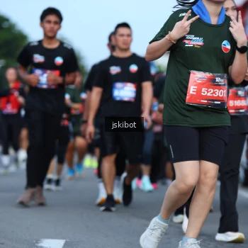 Runner Photo 3698940