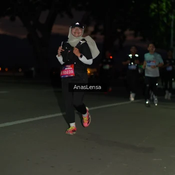 Runner Photo 3698944