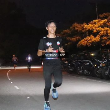 Runner Photo 3698957