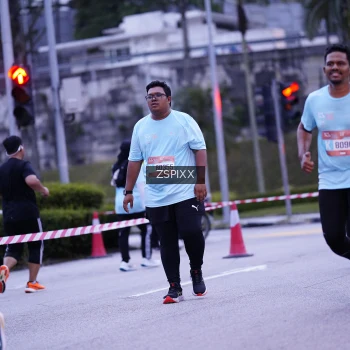 Runner Photo 3699016