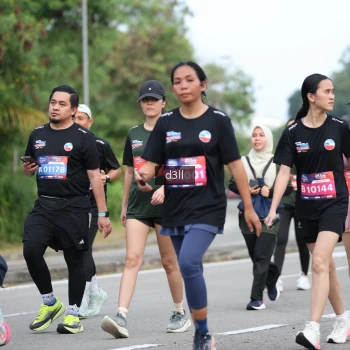 Runner Photo 3699018