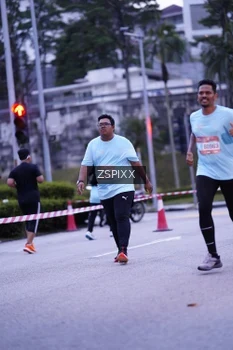 Runner Photo 3699028